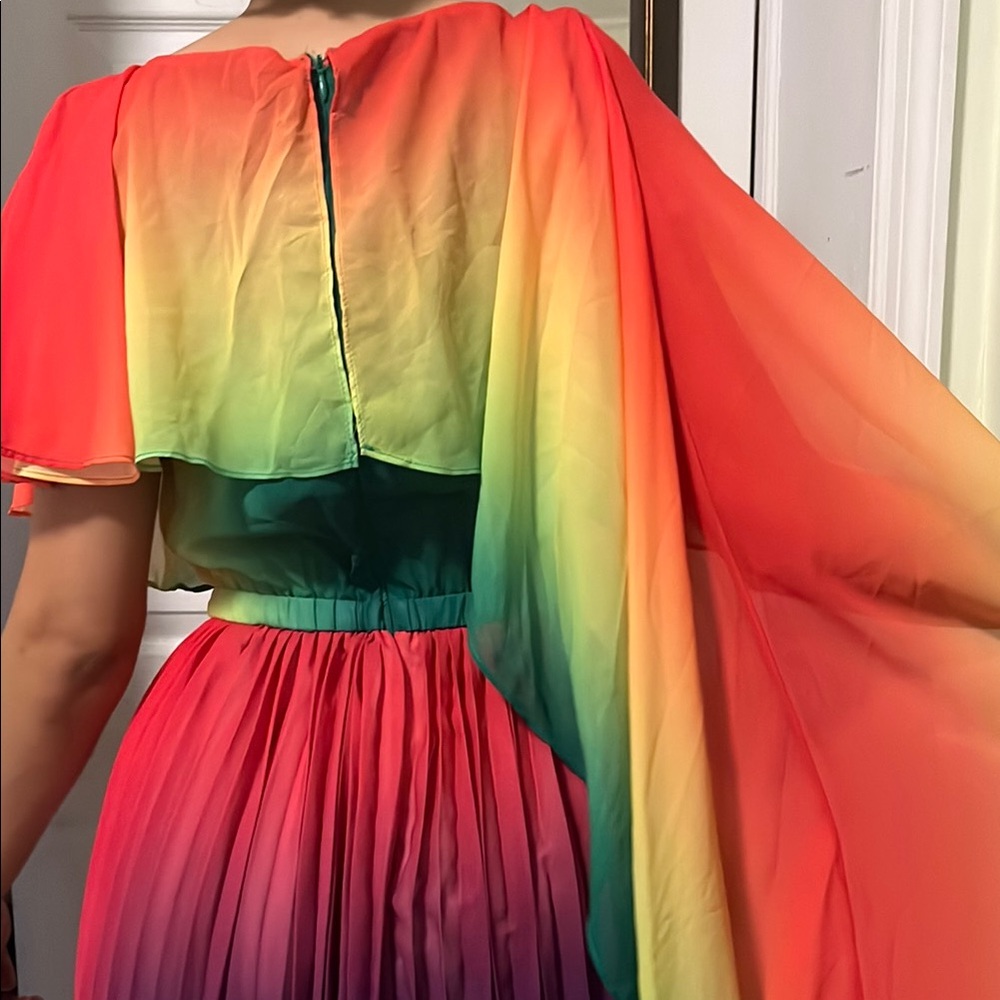 L'ATISTE BY AMY Red and Green One Shoulder Flutter Sleeve Maxi Dress - Picture 6 of 10